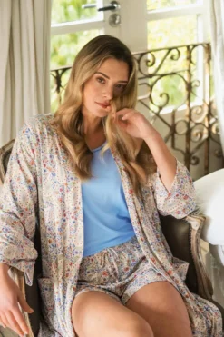 Naomi Kimono Kairi Bloom Blau