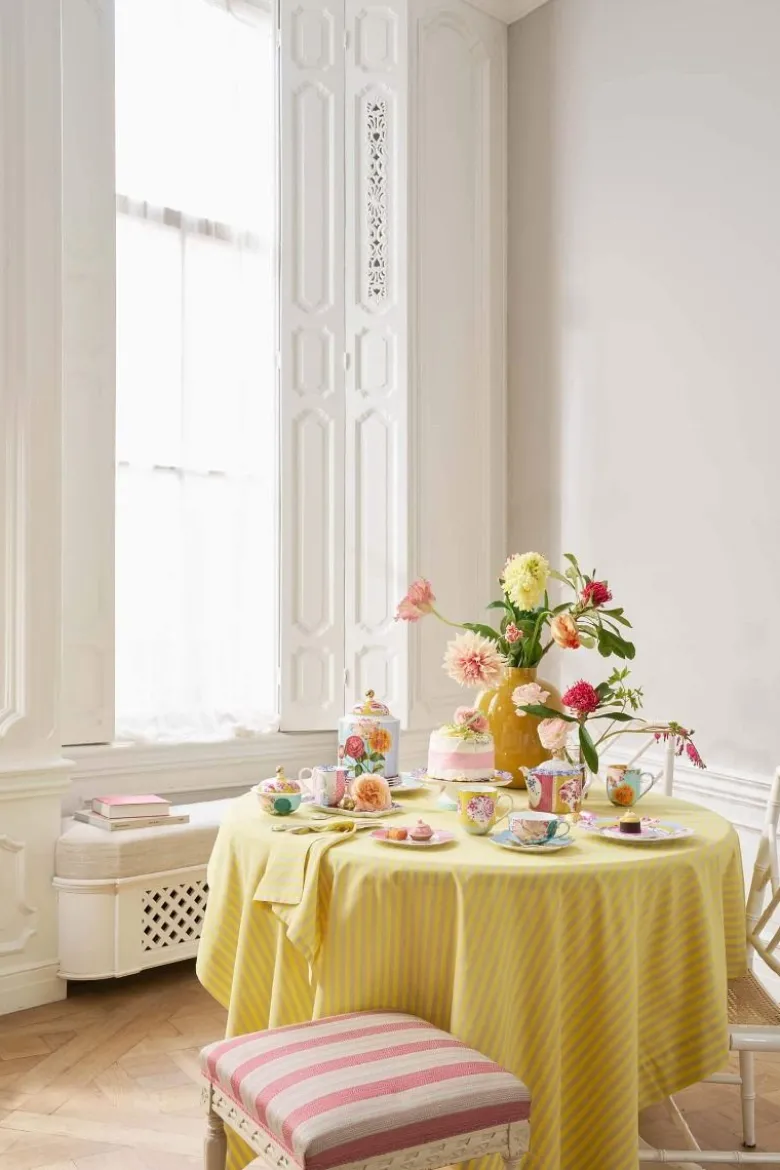 Royal Multi Tasse Gross